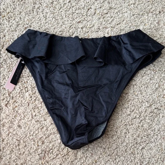 Victoria's Secret Black Ruffle Bikini - Picture 5 of 5
